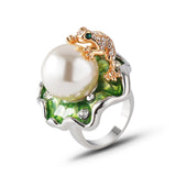 Luna Lotus Leaf Frog Ring